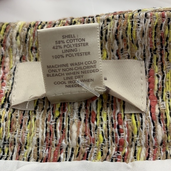 LOFT Multicolor Skirt with button pockets and zip up closure Size 6 NWT - Picture 5 of 6